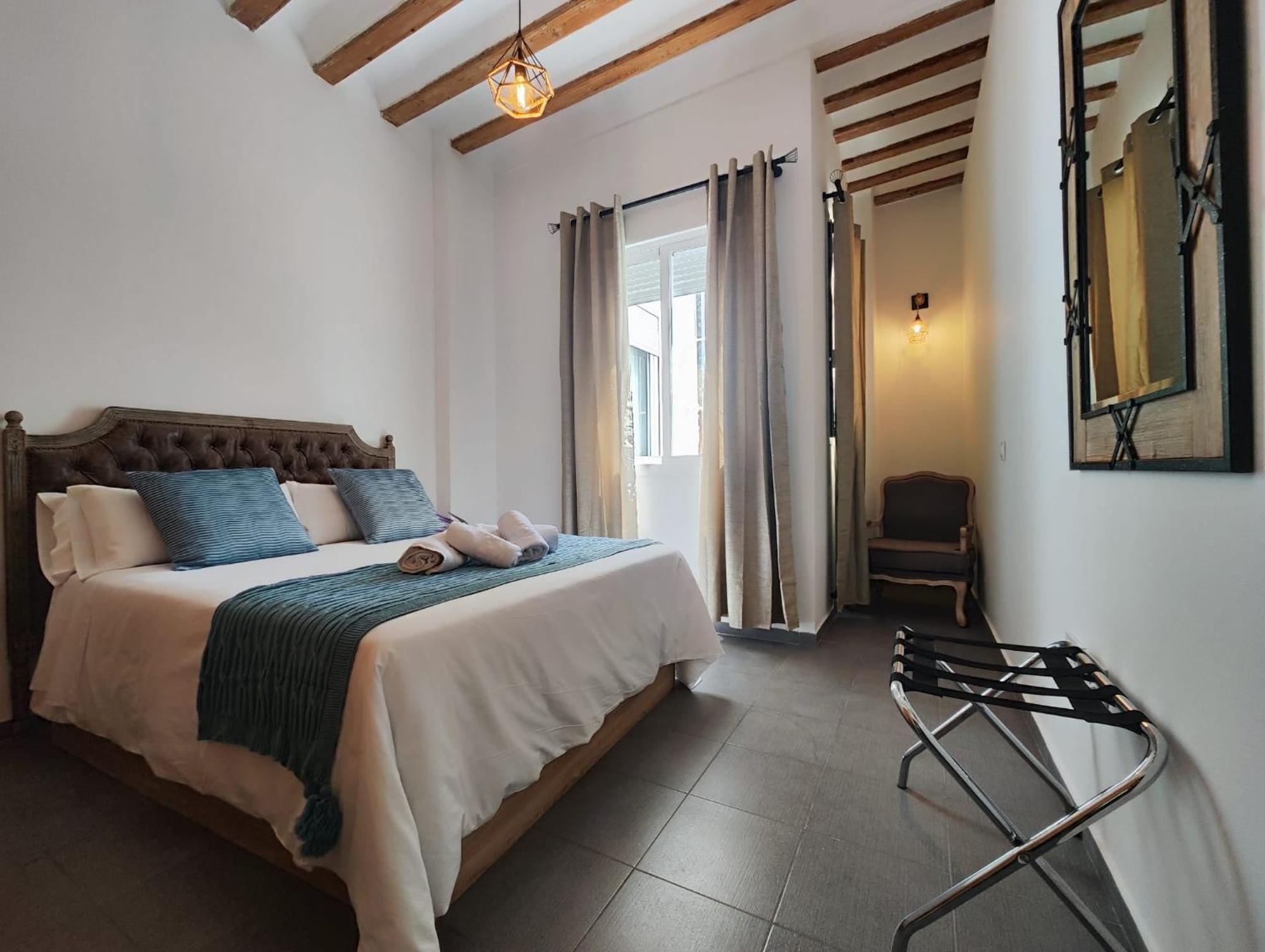 Suite Del Mercado Little Apartments Cadiz Exterior photo